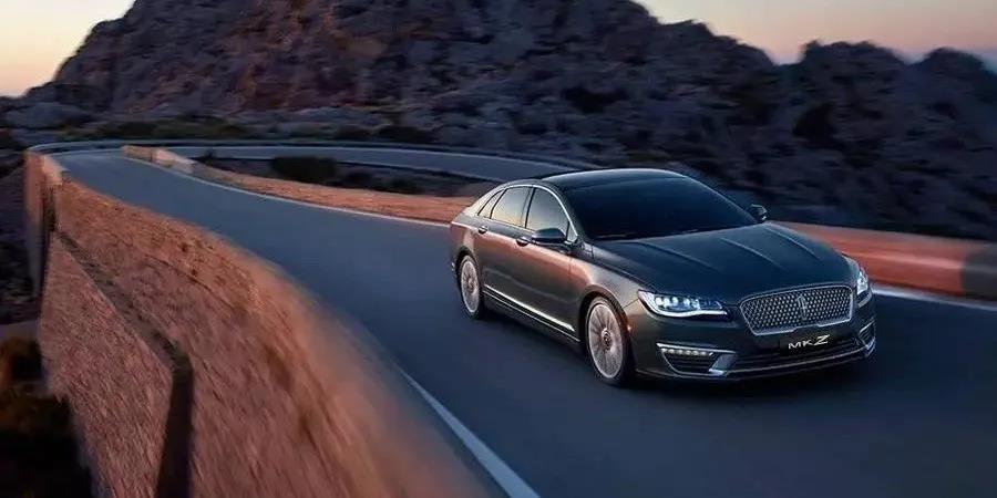 雨(yǔ)季開車注意事(shì)項 番禺林肯一直在您身(shēn)邊(圖4) 雨(yǔ)季開車注意事(shì)項 番禺林肯一直在您身(shēn)邊(圖4)