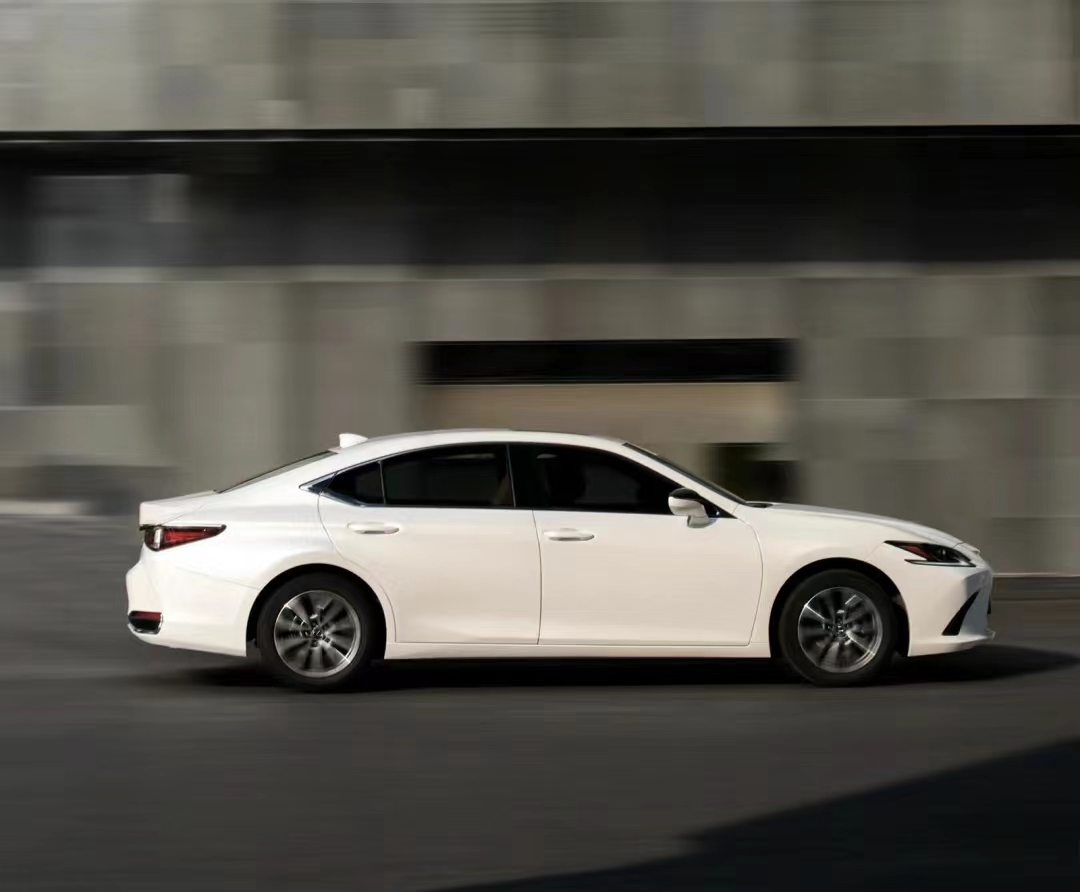 年(nián)少不知淩志香!要沖就(jiù)沖ES260!嘎嘎香(圖3) 年(nián)少不知淩志香!要沖就(jiù)沖ES260!嘎嘎香(圖3)