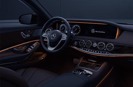 S級轎車(圖7) S級轎車(圖7)