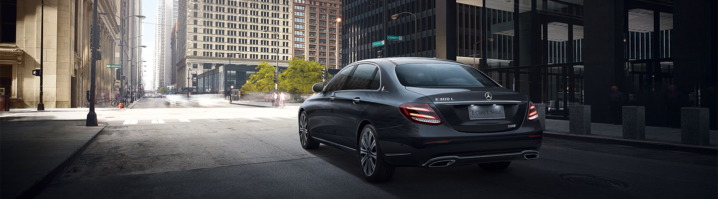 長軸距E級轎車(圖12)