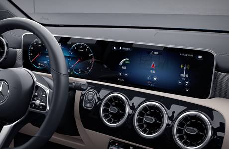 A 200 L 轎車(圖8) 1