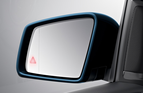 GLE 400 4MATIC 臻藏版(圖10) 車道追蹤組件(jiàn),知你(nǐ)未知