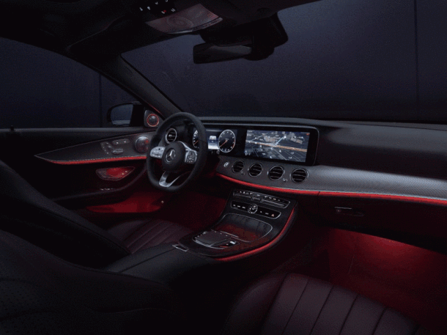 智者,大(dà)成丨新款梅賽德斯-奔馳E級車煥“芯”上市 再領豪華行政座駕典範(圖21) 智者,大(dà)成丨新款梅賽德斯-奔馳E級車煥“芯”上市 再領豪華行政座駕典範(圖21)