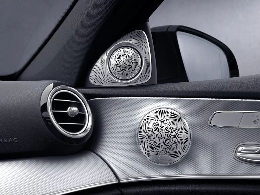 智者,大(dà)成丨新款梅賽德斯-奔馳E級車煥“芯”上市 再領豪華行政座駕典範(圖22) 智者,大(dà)成丨新款梅賽德斯-奔馳E級車煥“芯”上市 再領豪華行政座駕典範(圖22)