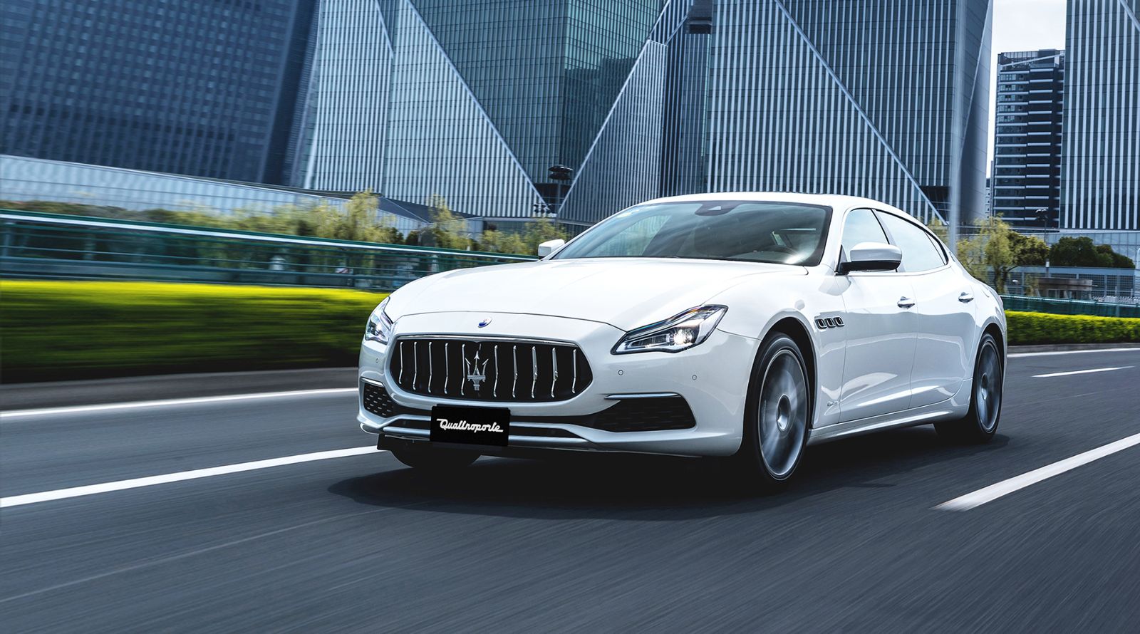 瑪莎拉蒂總裁Quattroporte—外觀(圖1) 瑪莎拉蒂總裁Quattroporte—外觀(圖1)