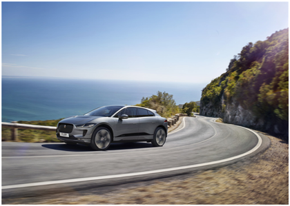 捷豹新英倫豪華純電轎跑SUV I-PACE電亮未來(lái)(圖3) 捷豹新英倫豪華純電轎跑SUV I-PACE電亮未來(lái)(圖3)