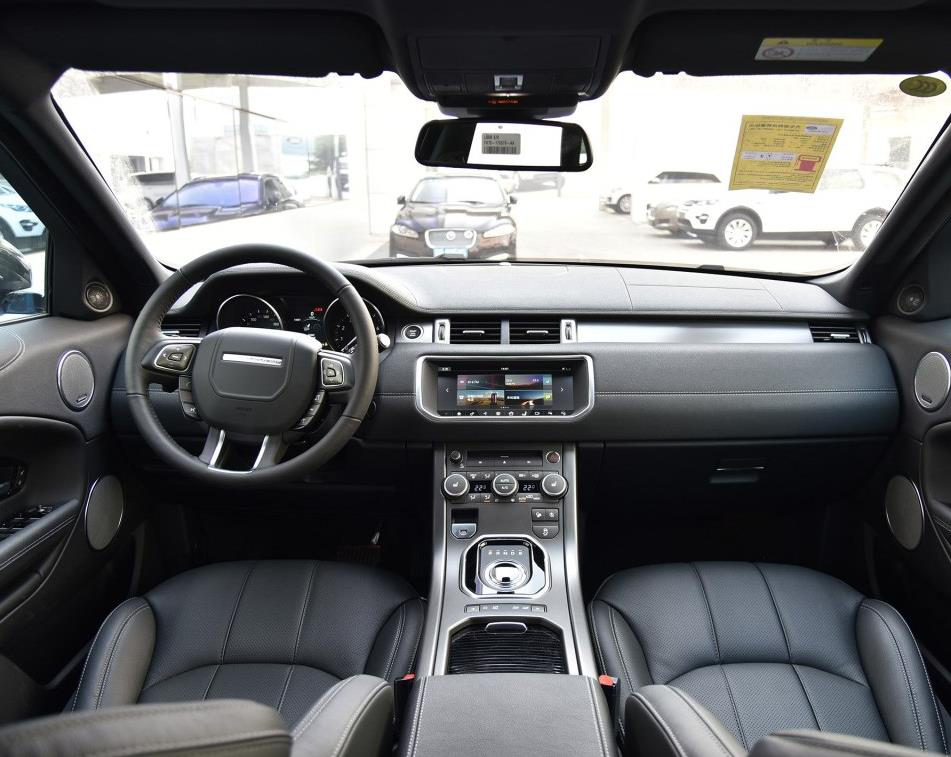 最強座駕路(lù)虎攬勝極光(guāng)，高品質讓奔馳GLC自(zì)愧不如(rú)(圖3)