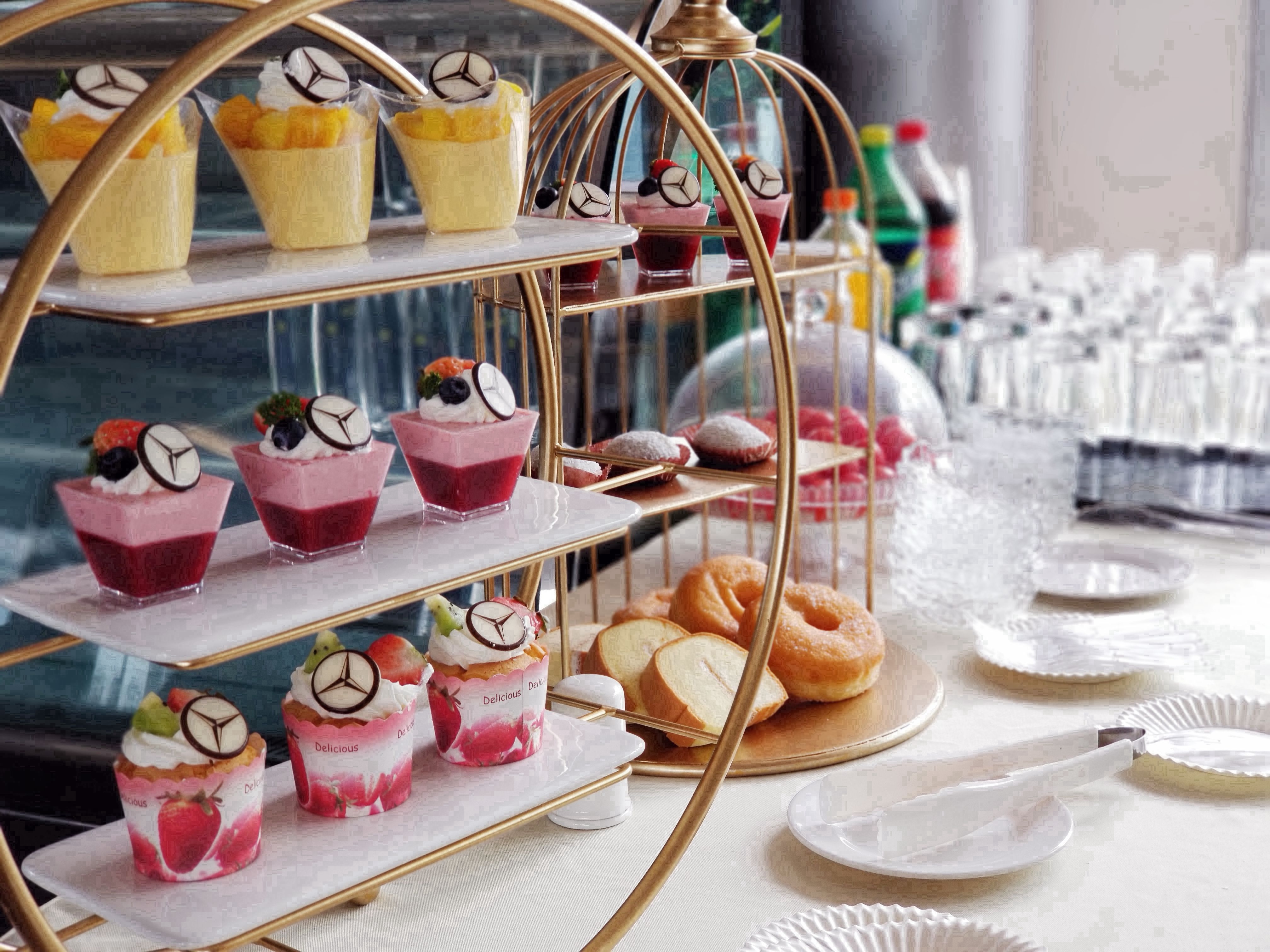 2019，愛你(nǐ)依舊 ——鴻粵星輝攜手夏加兒美術(shù)一起安全童行(圖2)