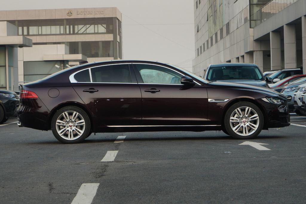 與寶馬3系一較高下，全新捷豹XEL震撼來(lái)襲(圖2)